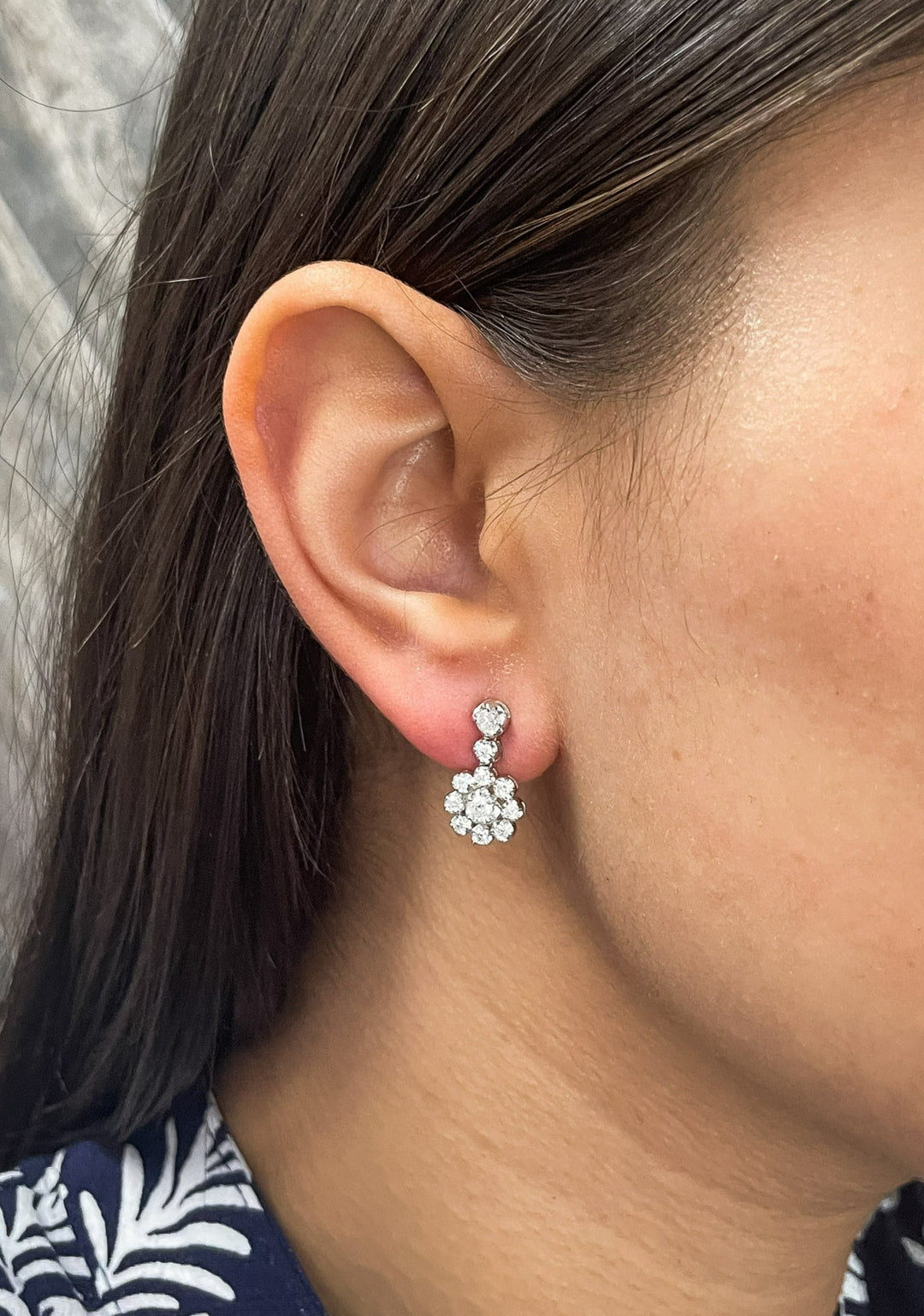 [LLOYD] 韓国☆14K☆White Flower Single Piercing 14K WHITE GOLD .85 CTW DIAMOND FLOWER DROP EARRINGS – Kaylah